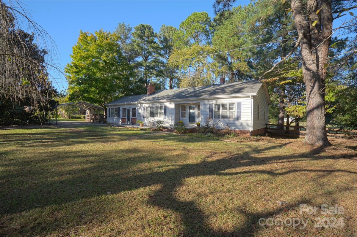 2176 Old Hickory Grove Road, Mount Holly, NC 28120, MLS # 4191665