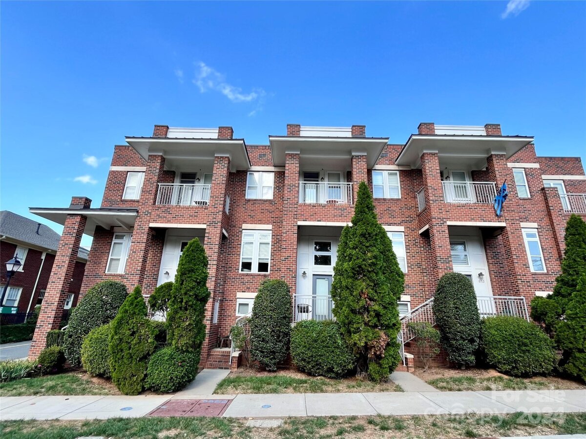 605 Hawthorne Lane Unit 37, Charlotte, NC 28204, MLS # 4191773