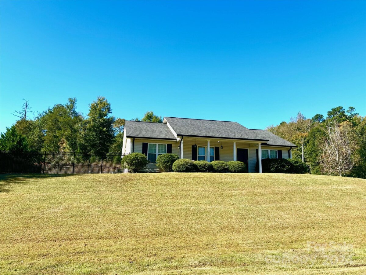 1075 SE Arrowhead Drive, Concord, NC 28025, MLS # 4191990