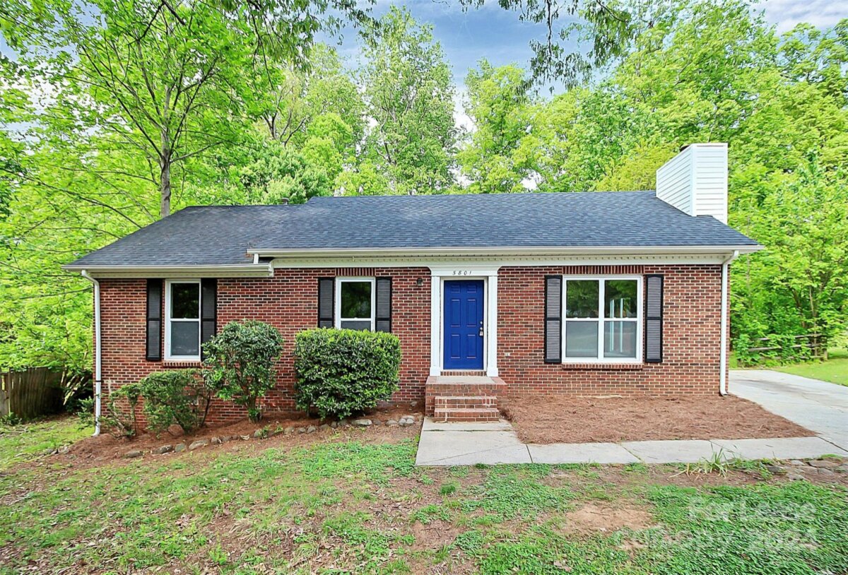 5801 Woodrock Court, Charlotte, NC 28214, MLS # 4193024