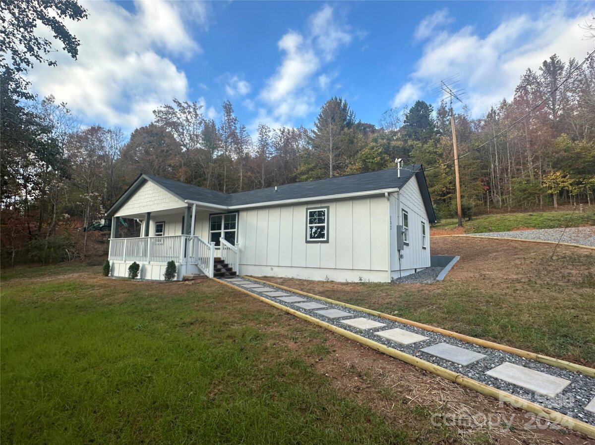 132 Wayside Place, Lenoir, NC 28645, MLS # 4195629