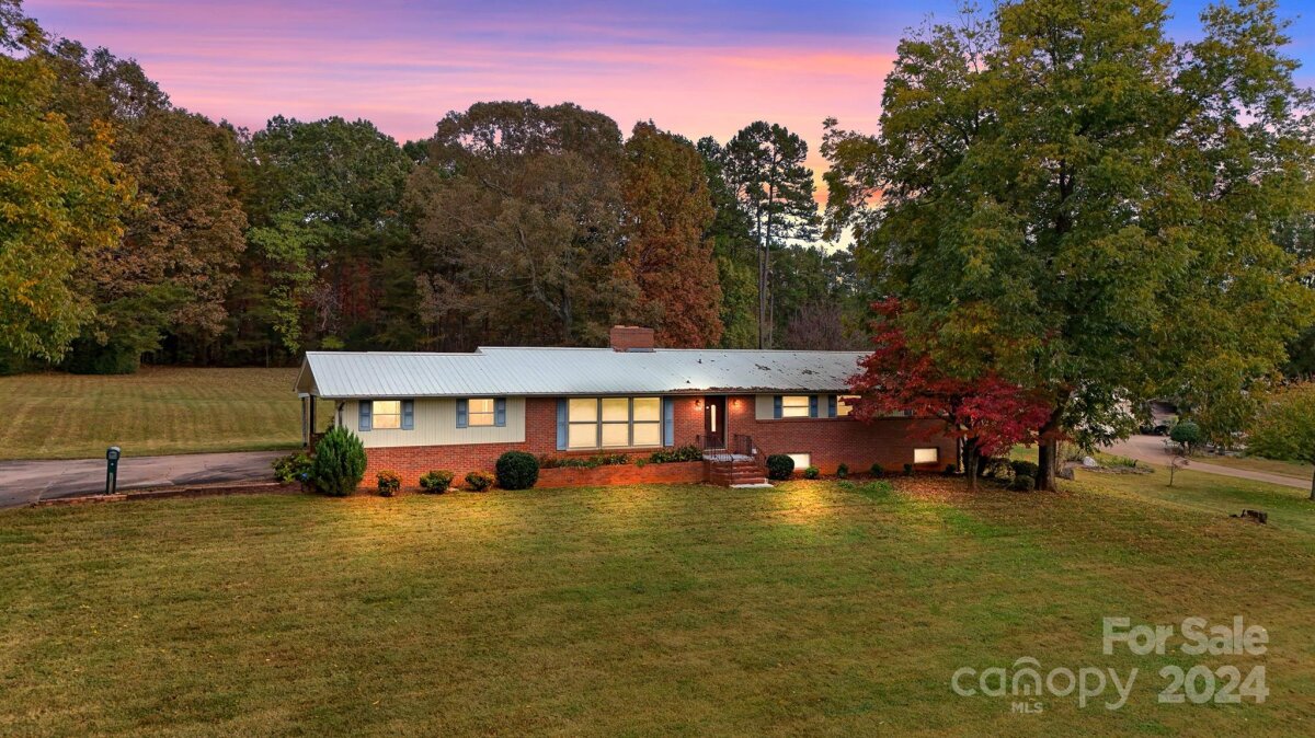 5692 Lee Cline Road, Conover, NC 28613, MLS # 4197949