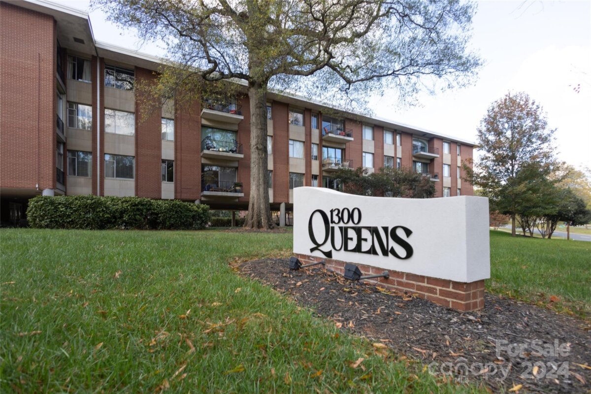 1300 Queens Road Unit 405, Charlotte, NC 28207, MLS # 4206485