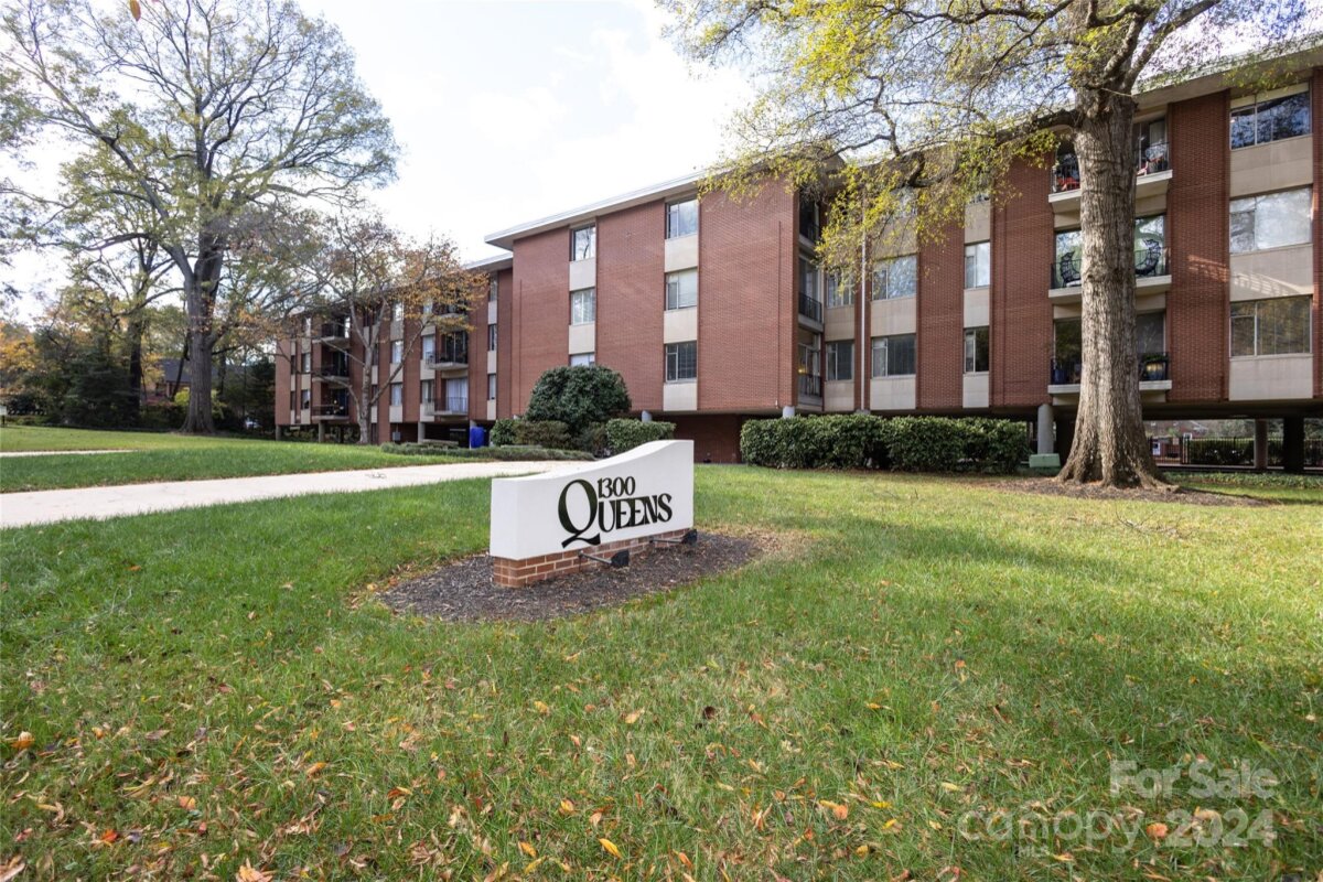 1300 Queens Road Unit 409, Charlotte, NC 28207, MLS # 4206486