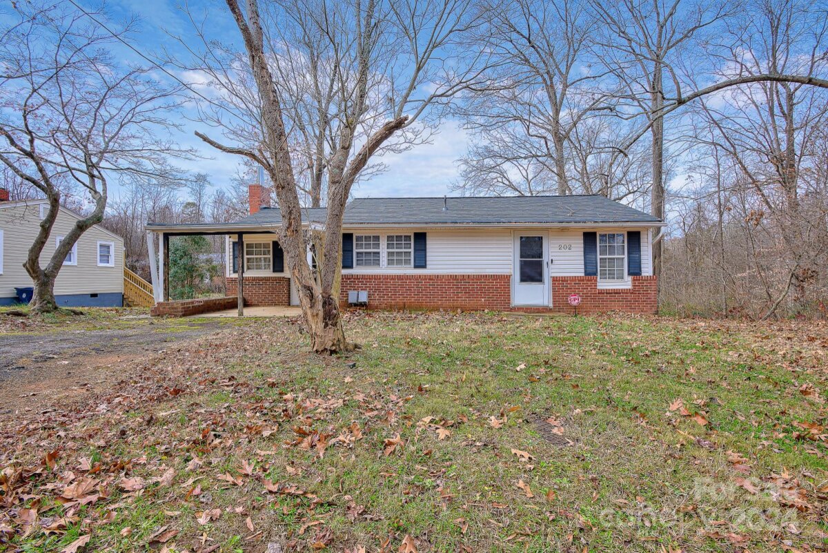 202 Bookington Drive, Lexington, NC 27292, MLS # 4208710