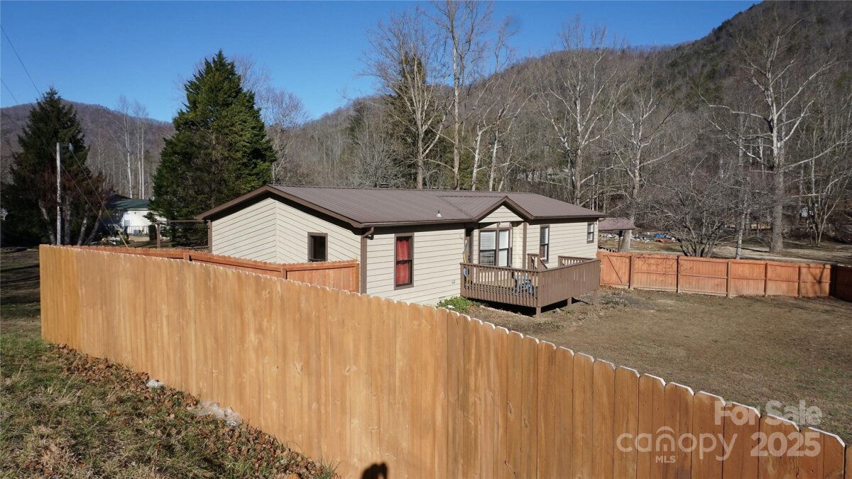 121 Julian Way, Lake Lure, NC 28746, MLS # 4211123