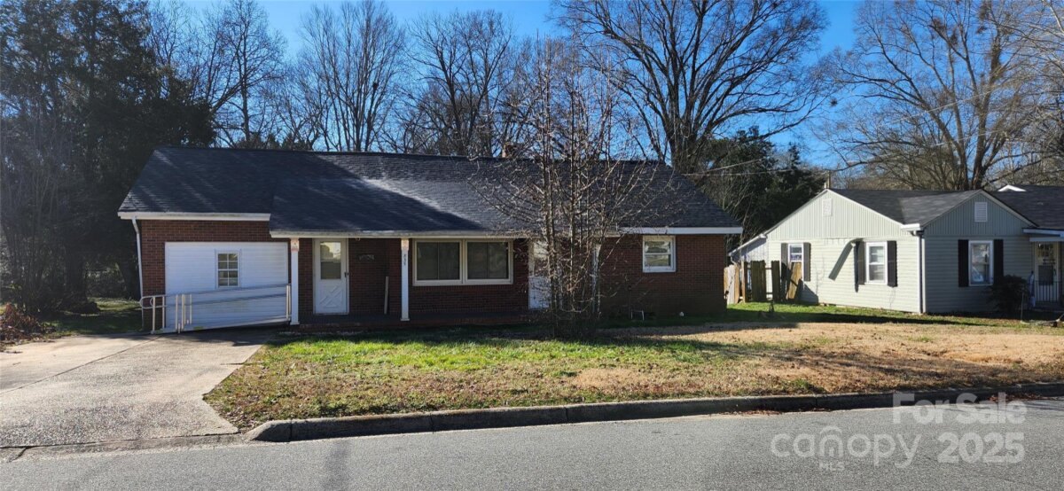 835 MAPLE Avenue, Salisbury, NC 28144, MLS # 4211827