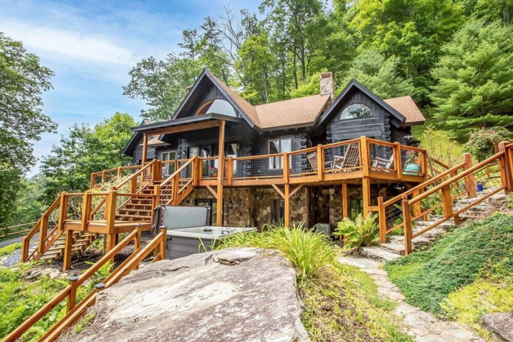 2560 Watauga River Road, Sugar Grove, NC 28679, MLS # 4213818