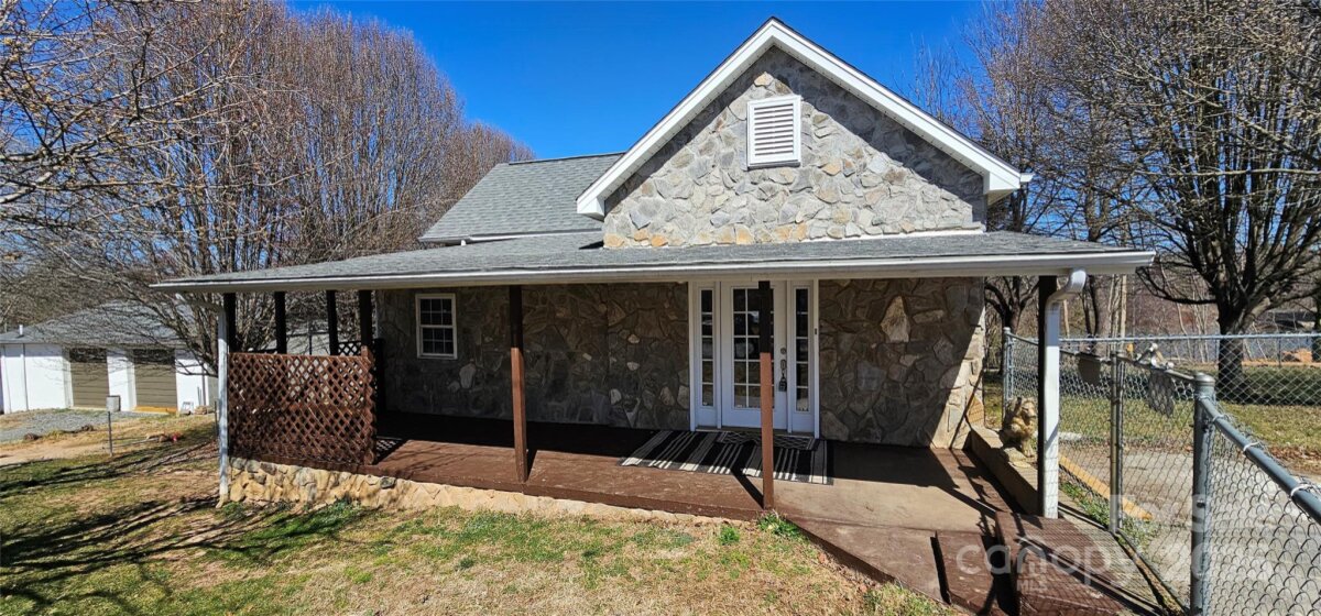 17 Lake Street, Granite Falls, NC 28630, MLS # 4215444