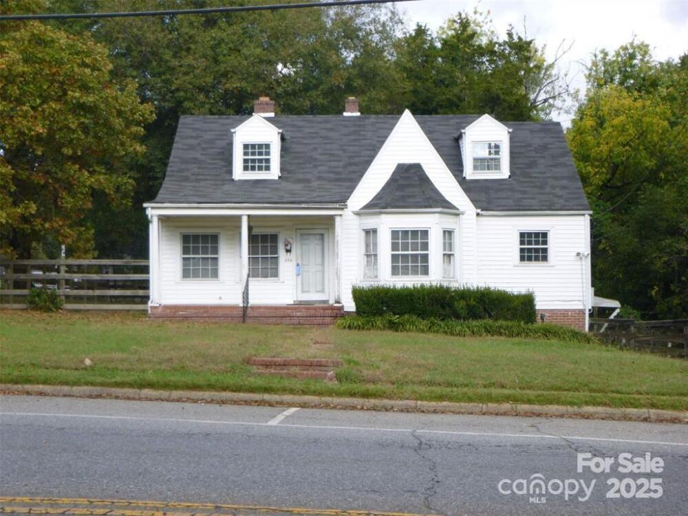 204 E Trade Street, Dallas, NC 28034, MLS # 4217831