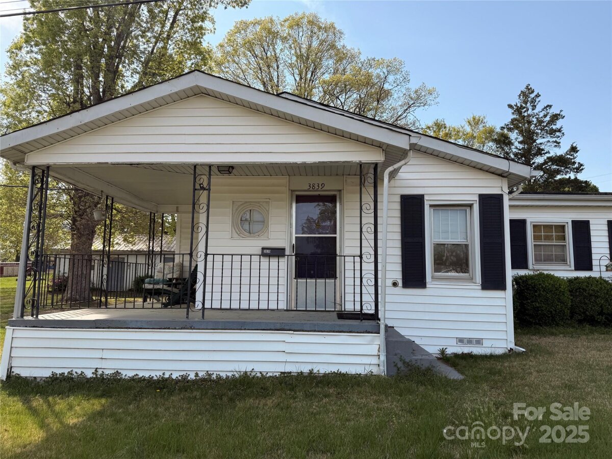 3839 1st Avenue, Hickory, NC 28601, MLS # 4218996
