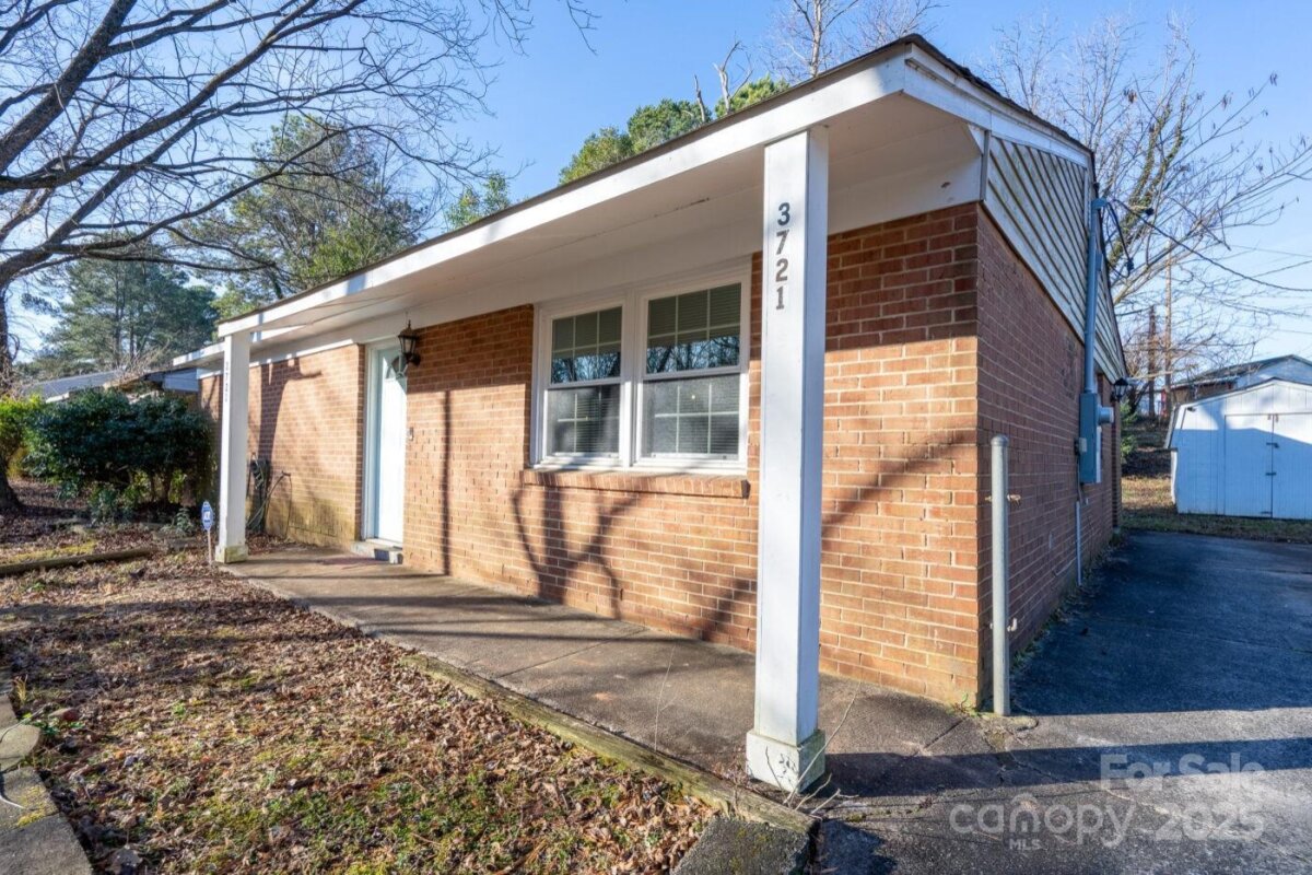 3721 Braden Drive, Charlotte, NC 28216, MLS # 4219966