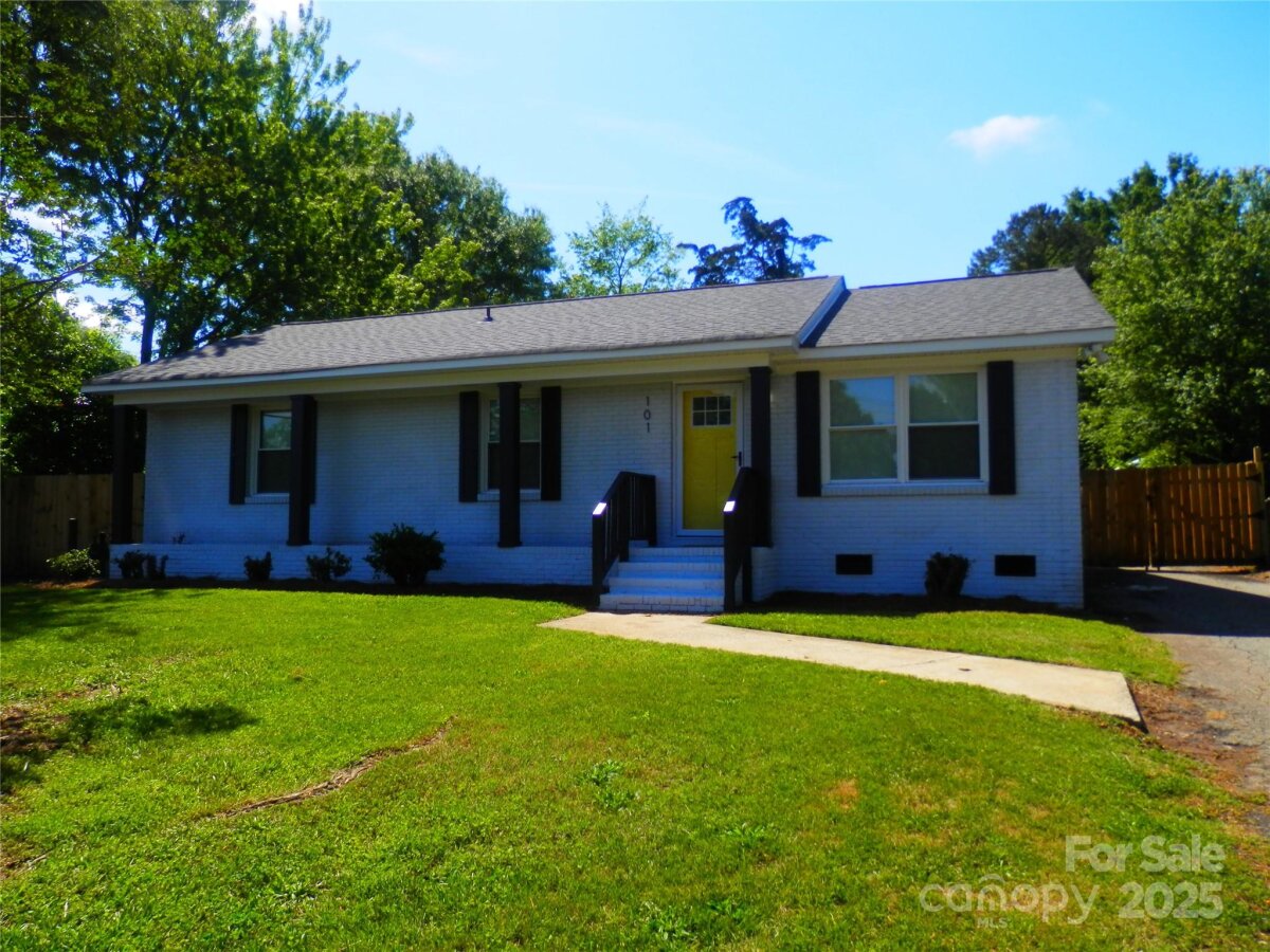 101 Colony Acres Drive, Charlotte, NC 28217, MLS # 4221011