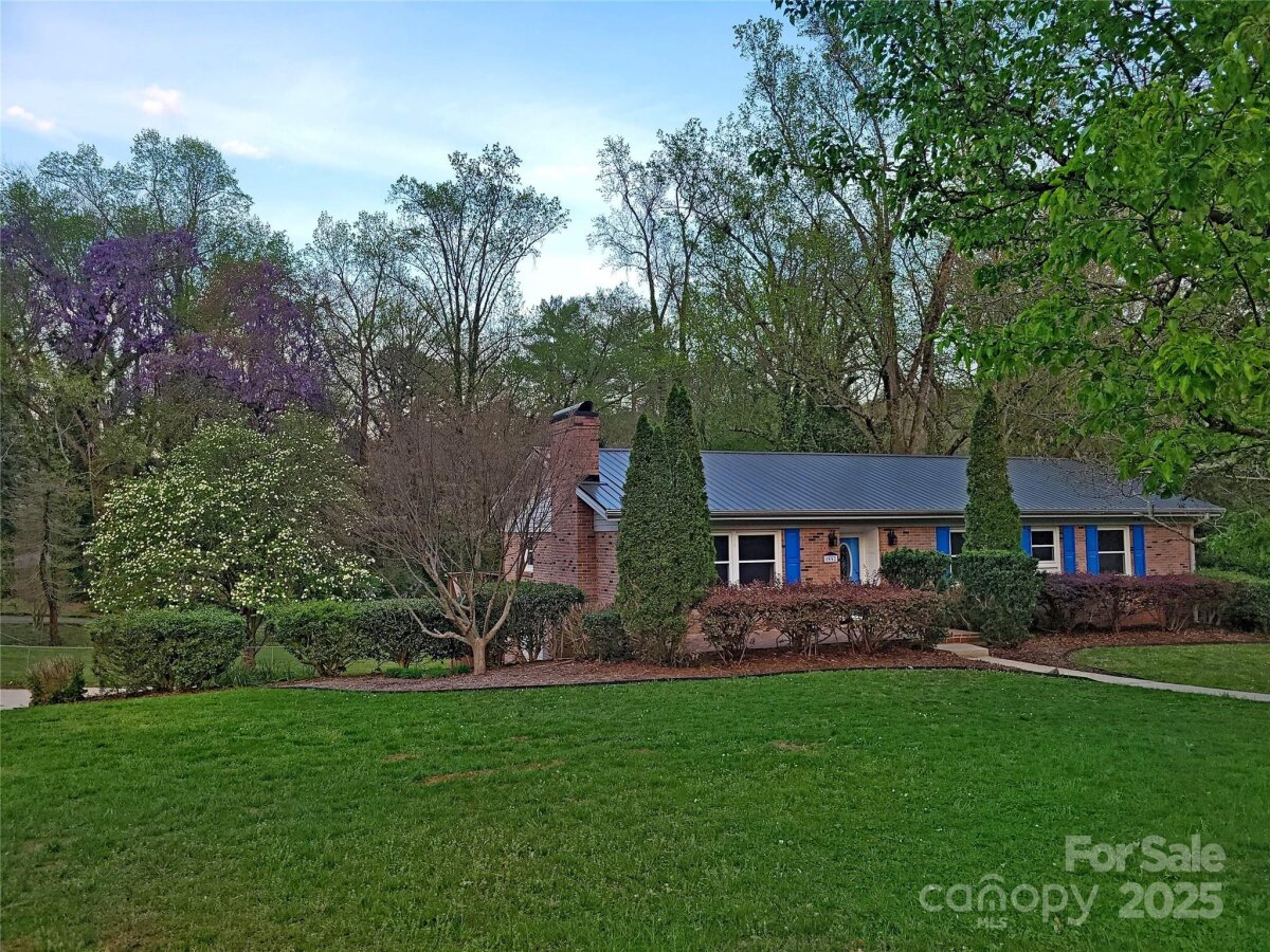 1552 10th Street Place, Hickory, NC 28601, MLS # 4222157