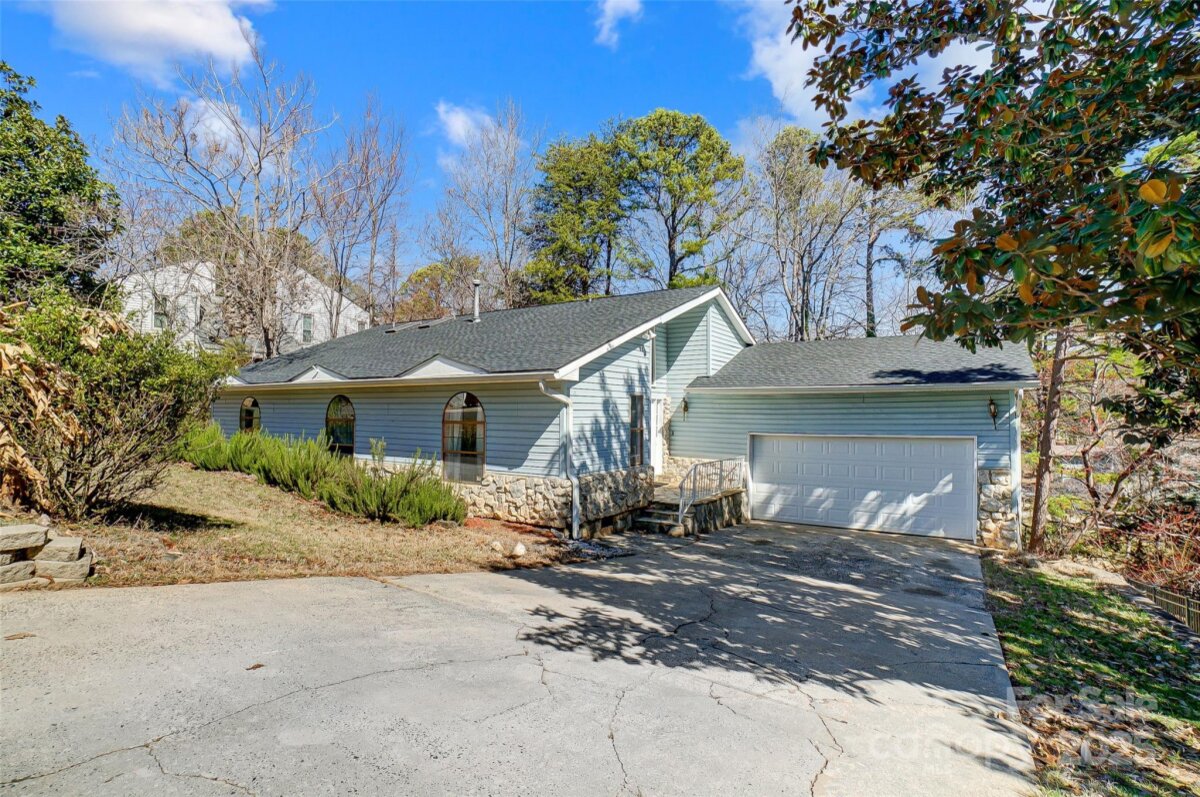 1205 Molokai Drive, Tega Cay, SC 29708, MLS # 4224217