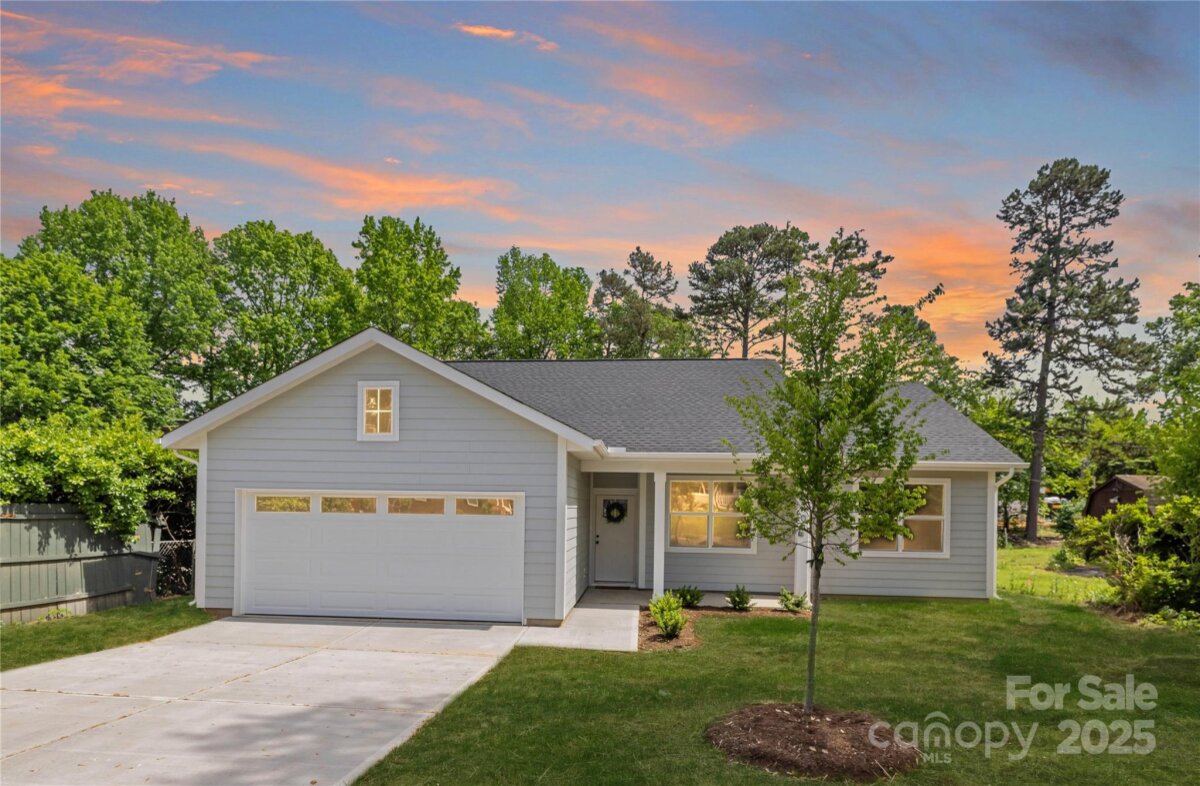 5404 Maplewood Lane, Charlotte, NC 28227, MLS # 4225400