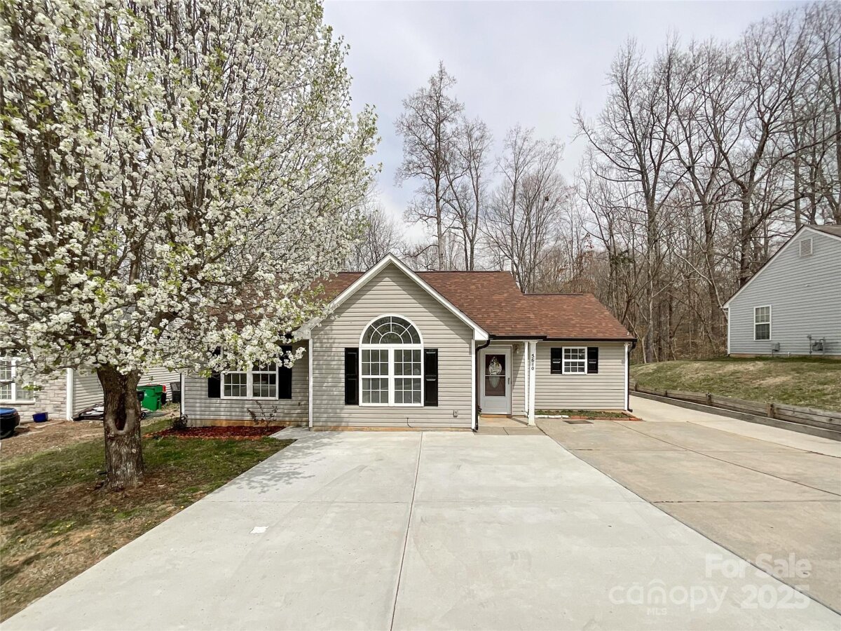 5610 Stone Bluff Court, Charlotte, NC 28214, MLS # 4225495