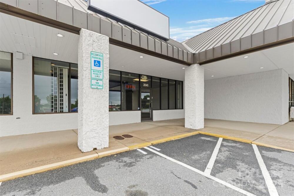 2041 US 70 Highway, Hickory, NC 28602, MLS # 4226009