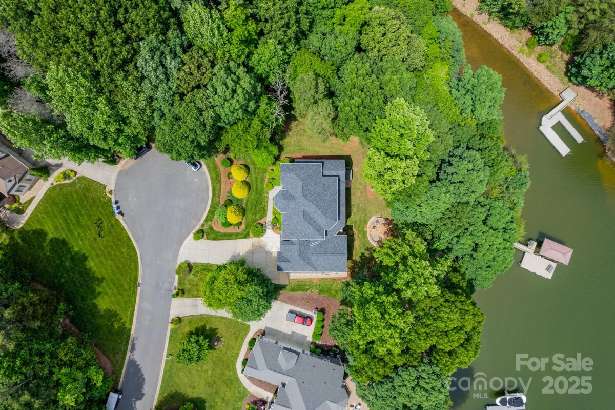 228 Wildwood Cove Drive, Mooresville, NC 28117, MLS # 4226550