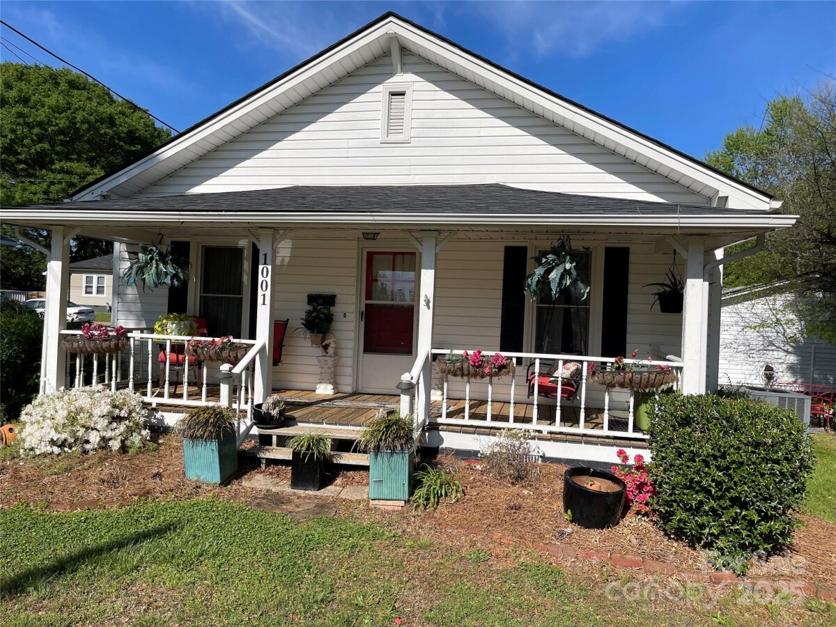 1001 N Cannon Boulevard, Kannapolis, NC 28083, MLS # 4226742