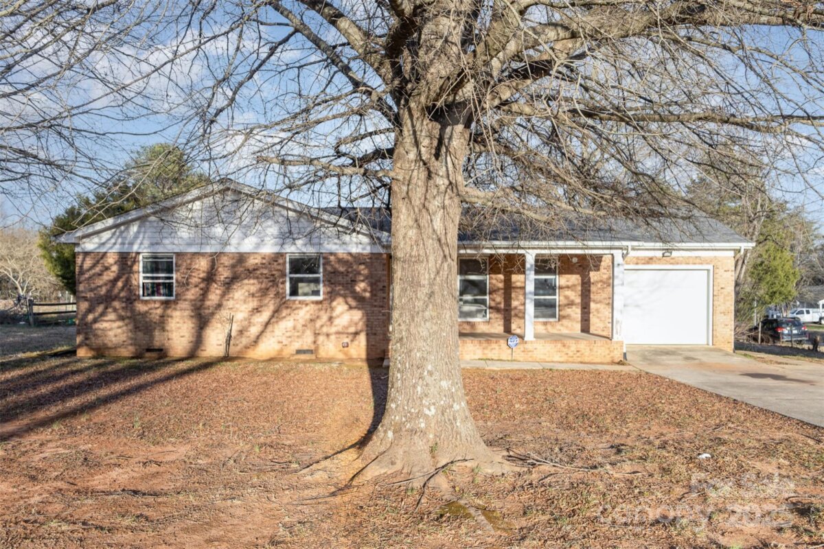 2888 Robinson Road, Newton, NC 28658, MLS # 4227065
