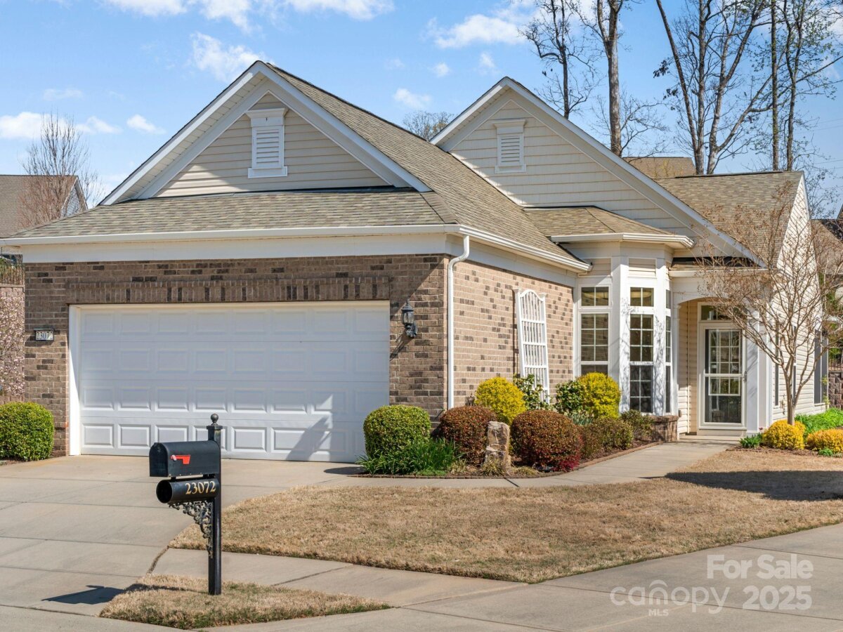 photo of home for sale at 23072 Whimbrel Circle