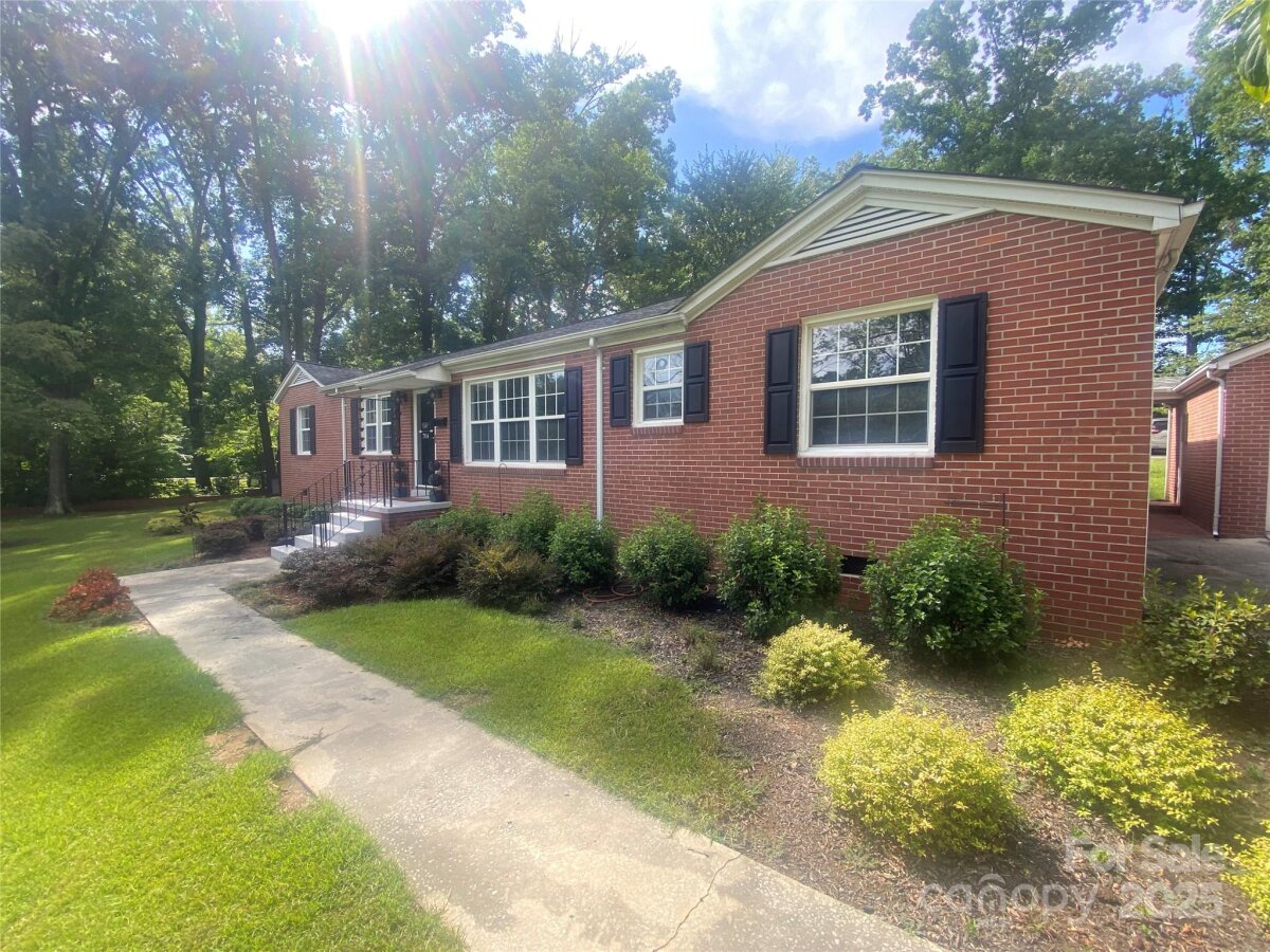 704 Marion Sims Drive, Lancaster, SC 29720, MLS # 4227732