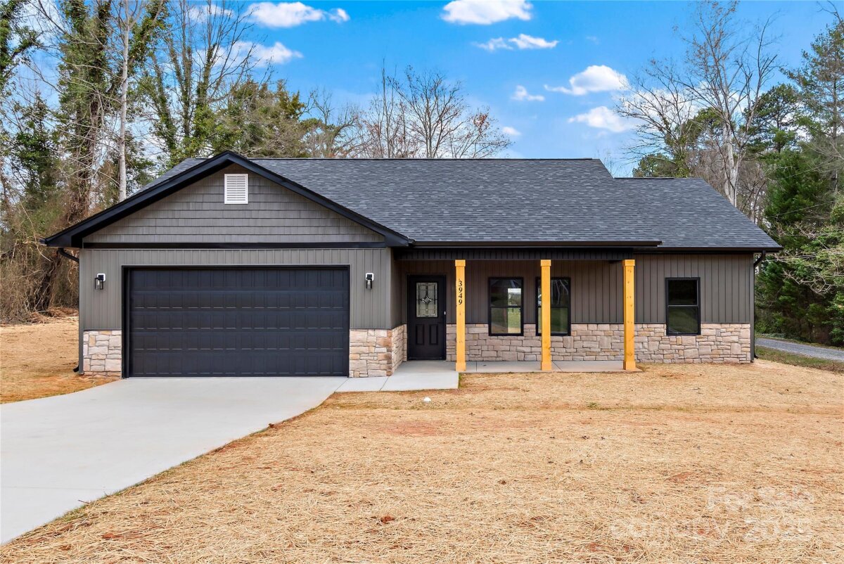 3949 Vest Mill Road, Winston Salem, NC 27103, MLS # 4228779