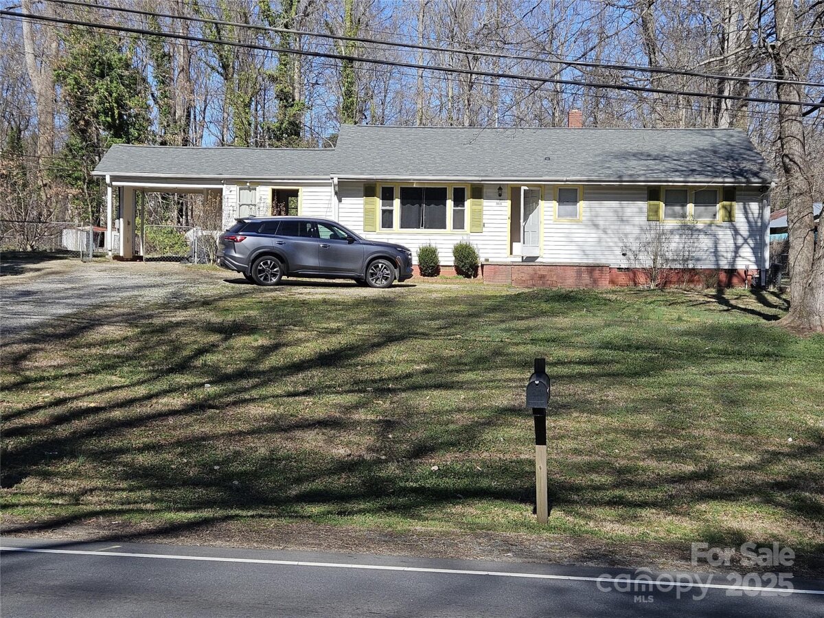 5924 Freedom Drive, Charlotte, NC 28214, MLS # 4229088