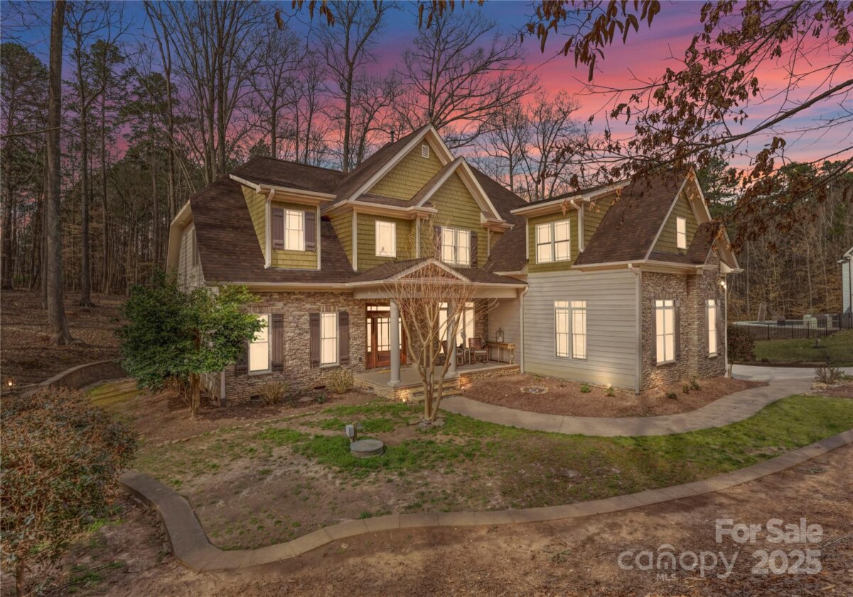 109 Hawksnest Lane, Mooresville, NC 28117, MLS # 4230987