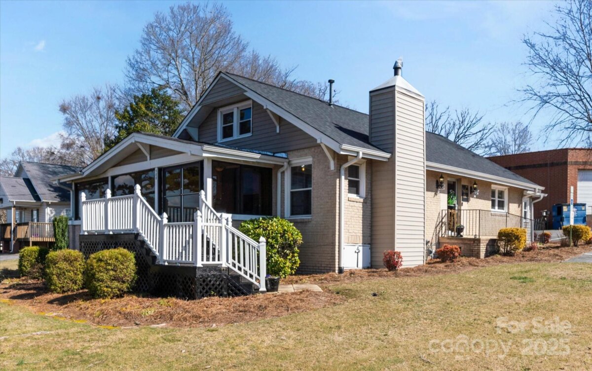 588 11th Street, Hickory, NC 28601, MLS # 4231548