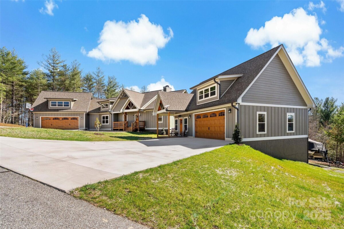 207 Lake Crest Drive Unit 11, Nebo, NC 28761, MLS # 4231894