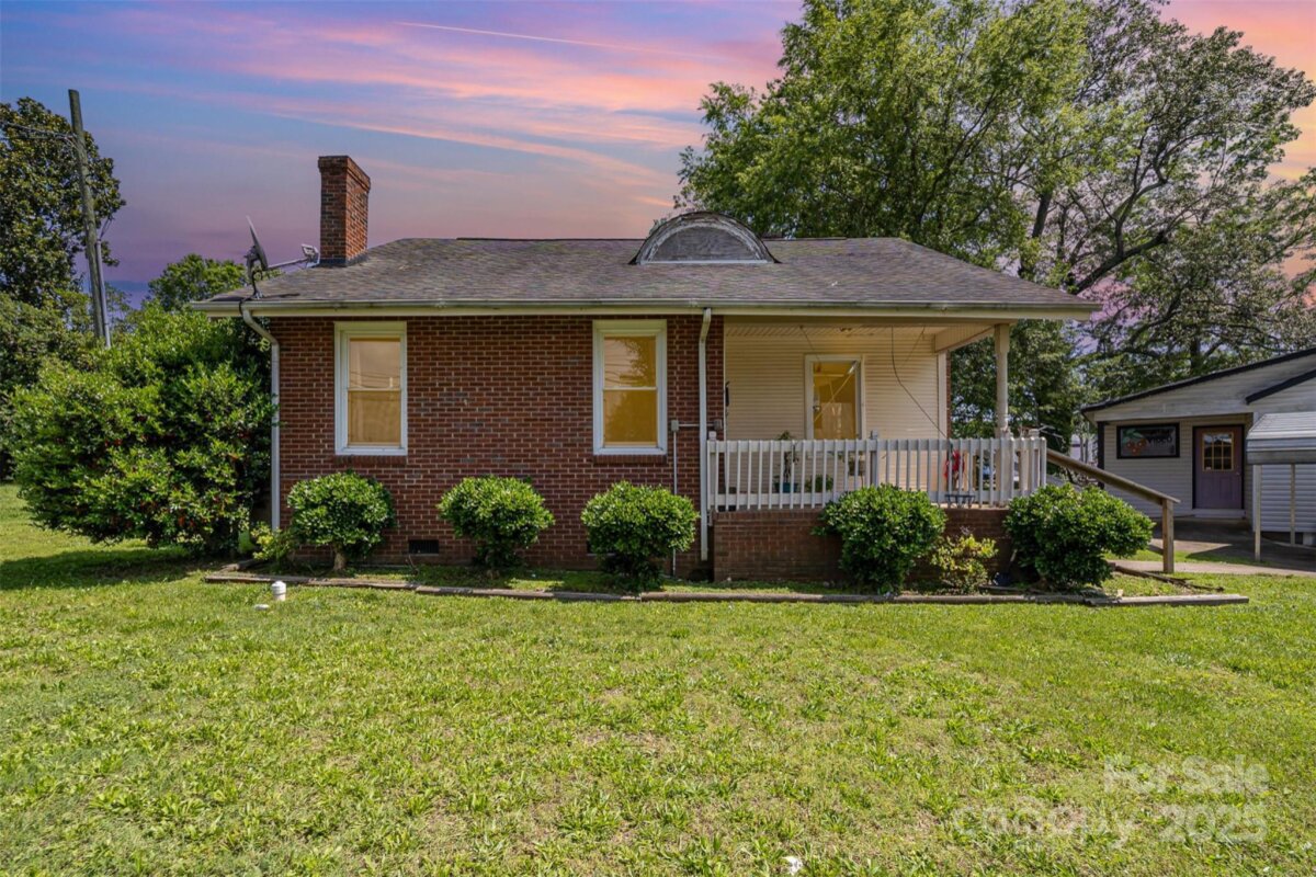 404 E 1st Street, Cherryville, NC 28021, MLS # 4235122