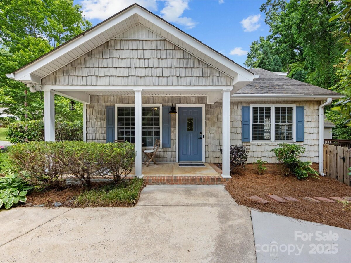 2214 Olde Chantilly Court, Charlotte, NC 28205, MLS # 4240024