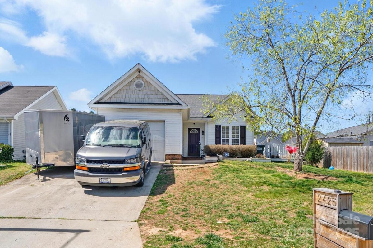 2425 Barkers Ridge Drive, Bessemer City, NC 28016, MLS # 4240220