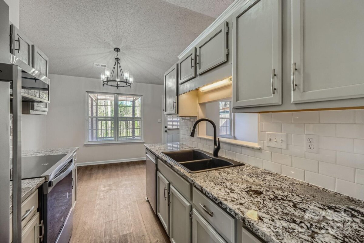 3753 Capps Hill Drive, Charlotte, NC 28216, MLS # 4240768