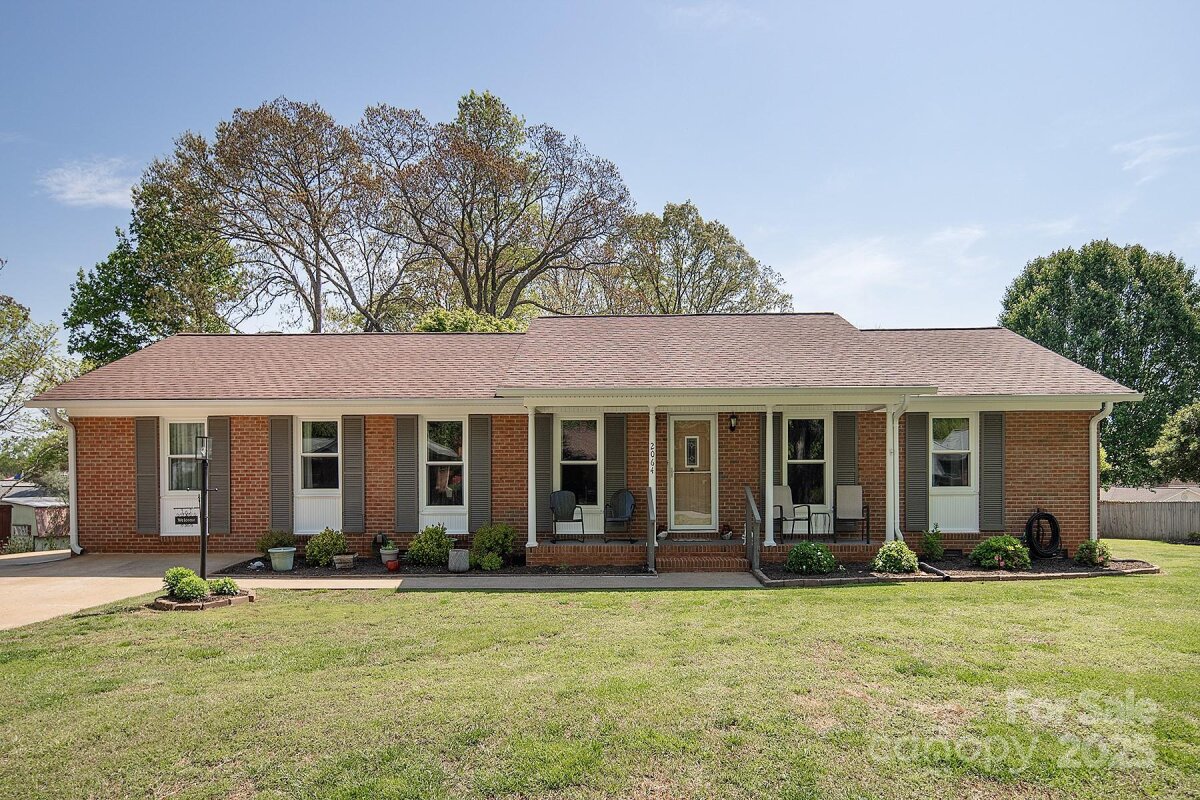 2064 Elizabeth Avenue, Hickory, NC 28602, MLS # 4241254