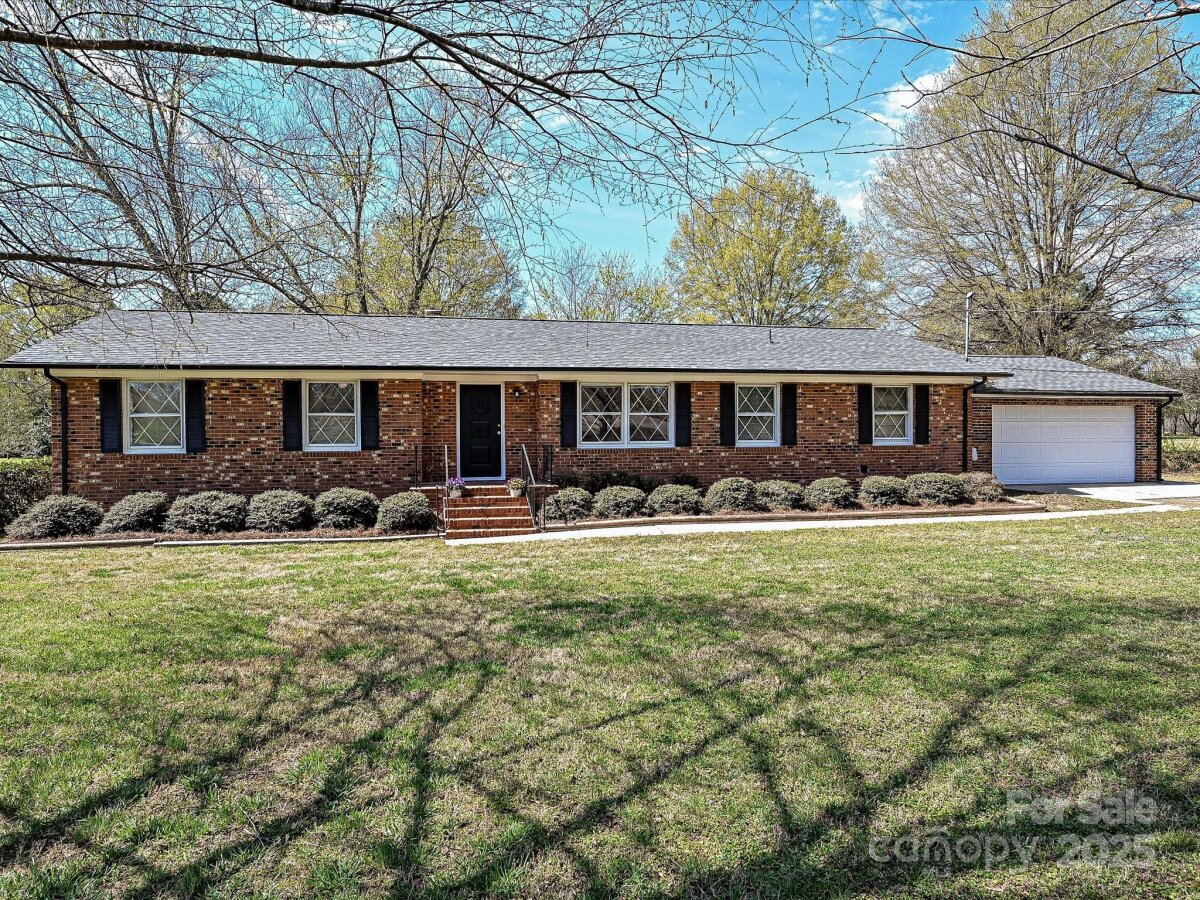 12300 Eva Street, Matthews, NC 28105, MLS # 4241336
