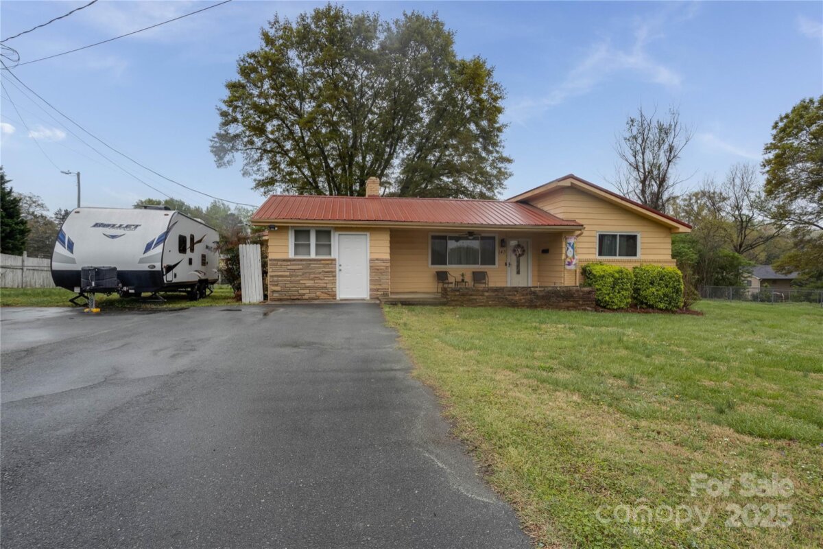 143 W College Street, Stanley, NC 28164, MLS # 4241419