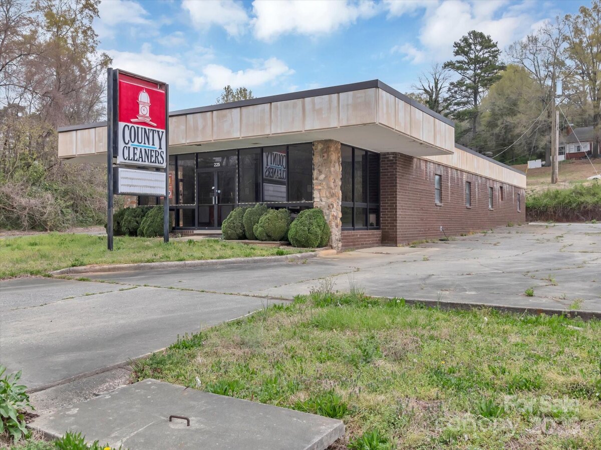 225 SE Branchview Drive, Concord, NC 28025, MLS # 4241507