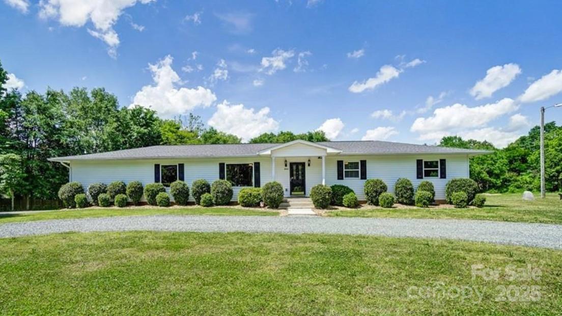 12842 Plaza Road Extension, Charlotte, NC 28215, MLS # 4241572