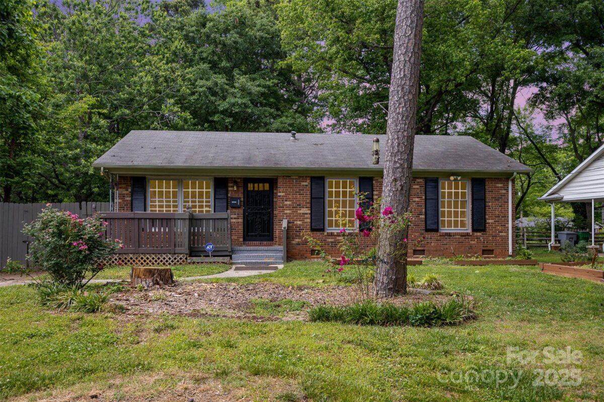 1519 Briarfield Drive, Charlotte, NC 28205, MLS # 4241740