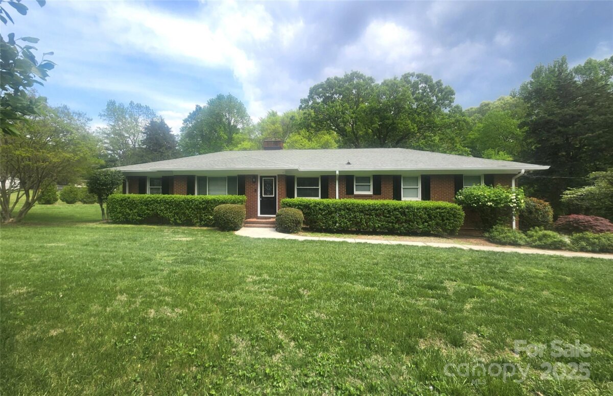 8608 Cedarbrook Drive, Charlotte, NC 28215, MLS # 4241799