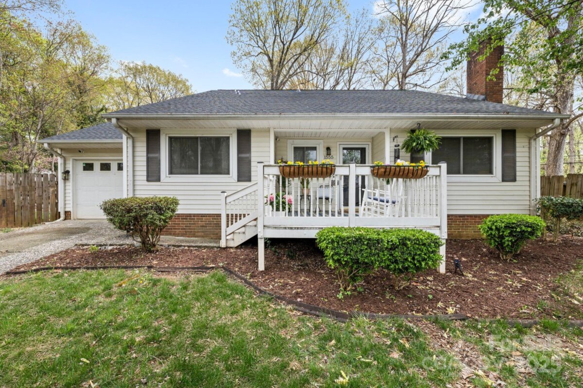 1555 Ridgewood Drive, Gastonia, NC 28054, MLS # 4242124