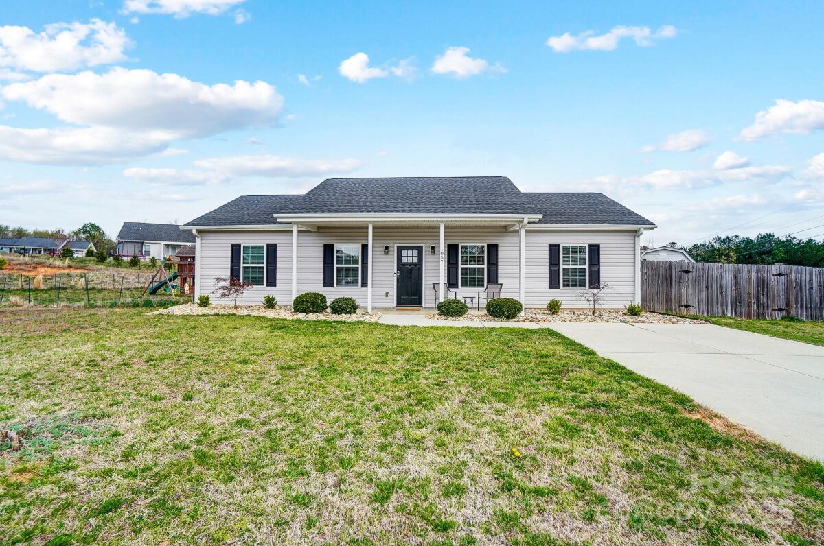 1057 Rockway Drive, Lexington, NC 27295, MLS # 4242245