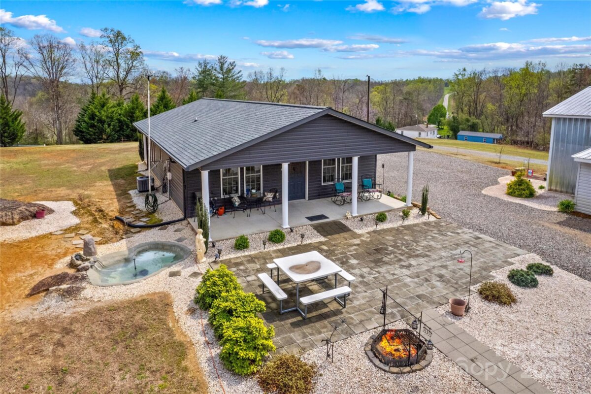 1595 Cheatham Ford Road, Hiddenite, NC 28636, MLS # 4242263