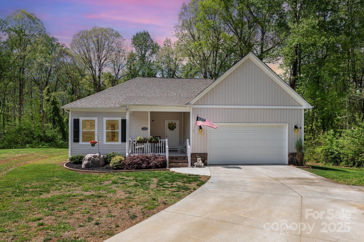 2402 Winfield Street, Kannapolis, NC 28083, MLS # 4242359