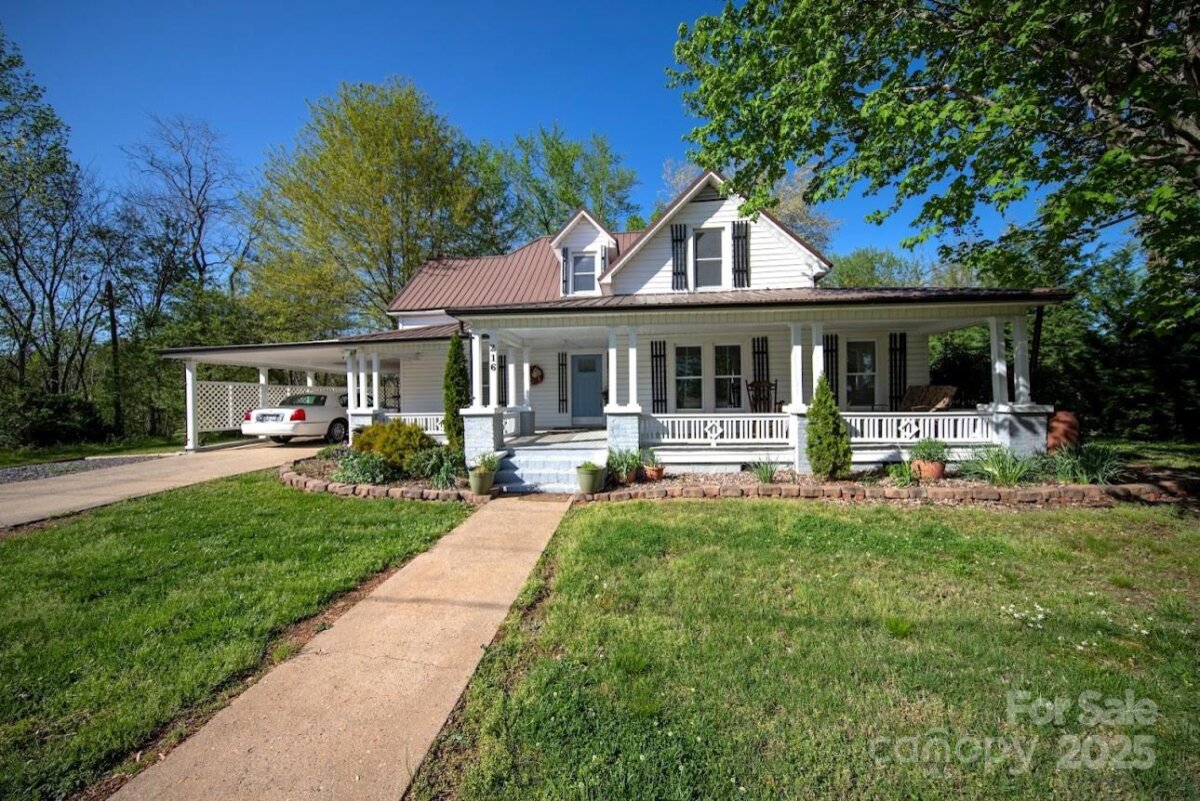 216 S Main Street, Granite Falls, NC 28630, MLS # 4242619