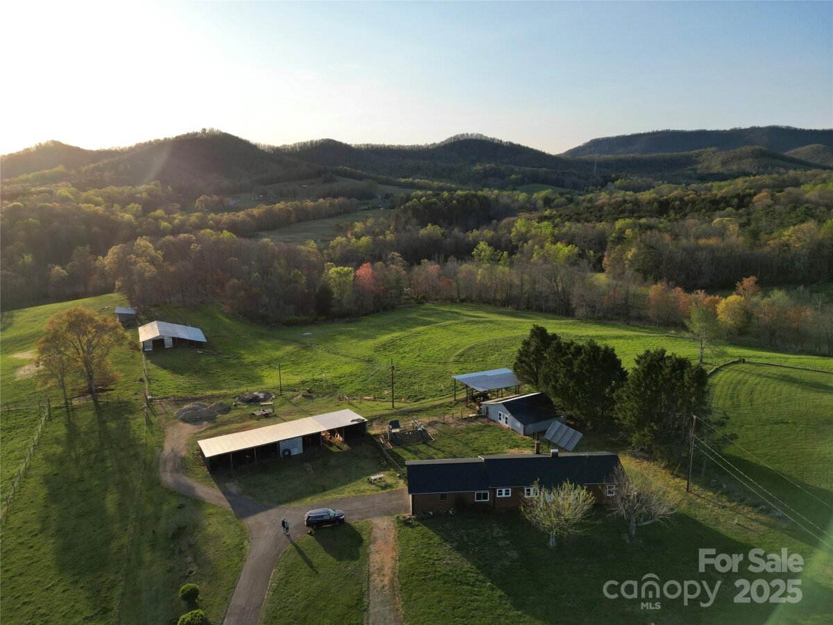 5373 NC Hwy 16 Highway, Taylorsville, NC 28681, MLS # 4242727
