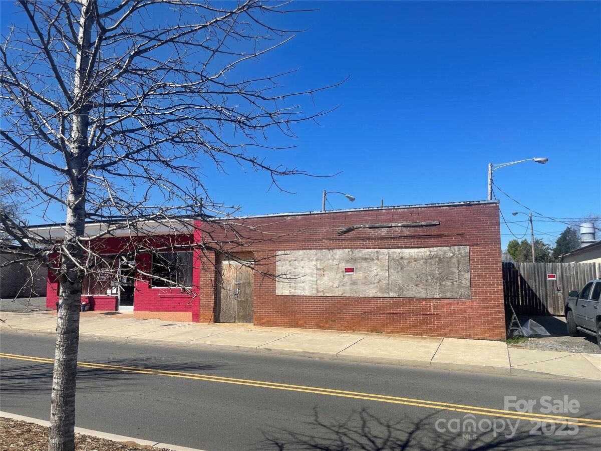 414 W Main Avenue, Gastonia, NC 28052, MLS # 4242750